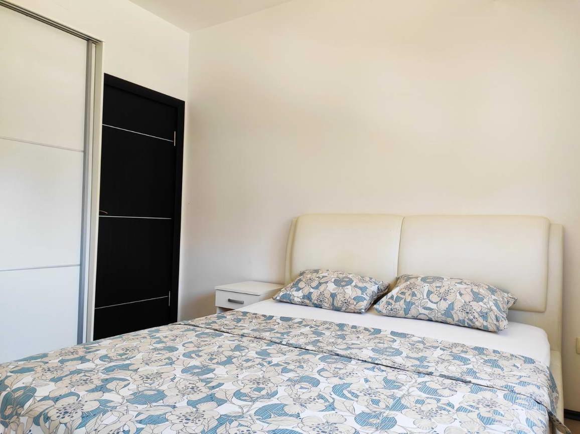 Apartment Adrialux Budva Exterior foto